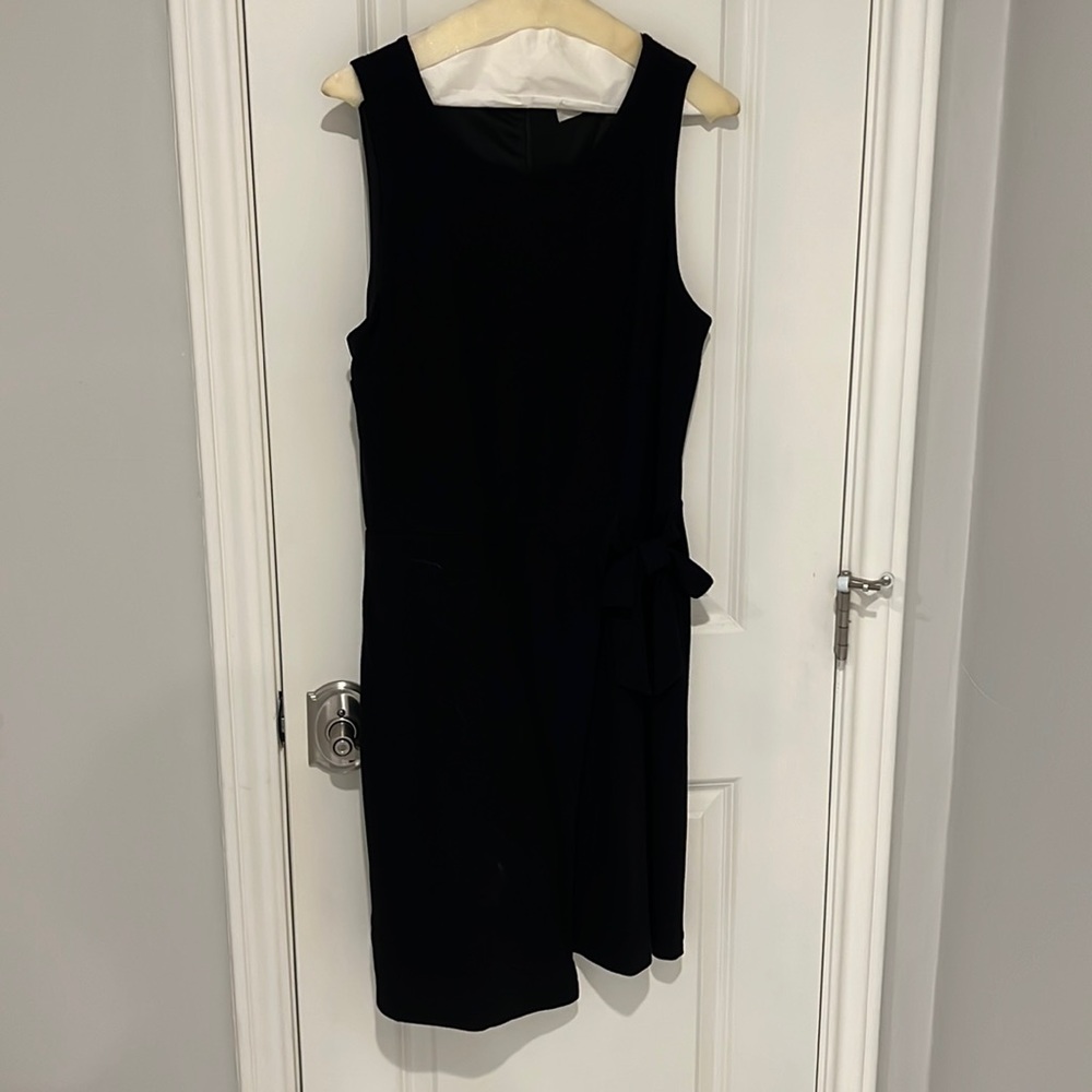 Loft black stretch sleeveless dress with tie waist